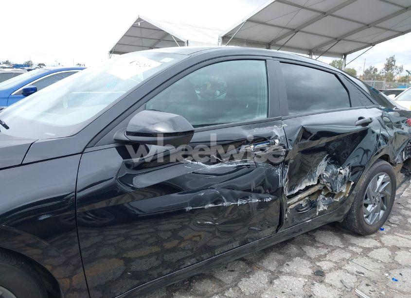 Photo 6 of 2024 Hyundai Elantra SEL (VIN KMHLM4DG3RU657781)