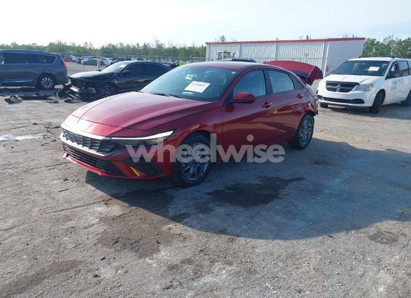 Photo 2 of 2024 Hyundai Elantra SEL (VIN KMHLM4DG3RU771313)