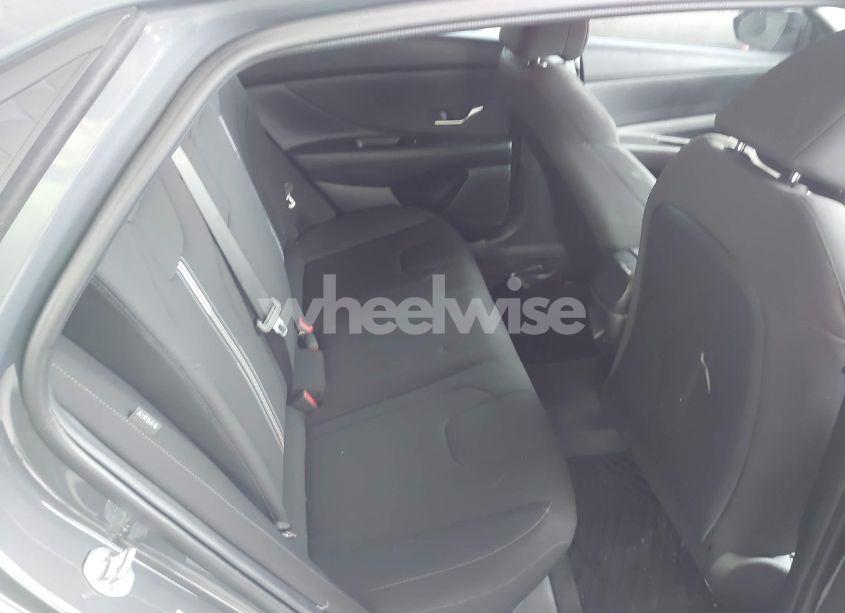 Photo 8 of 2024 Hyundai Elantra SEL (VIN KMHLM4DG4RU772986)