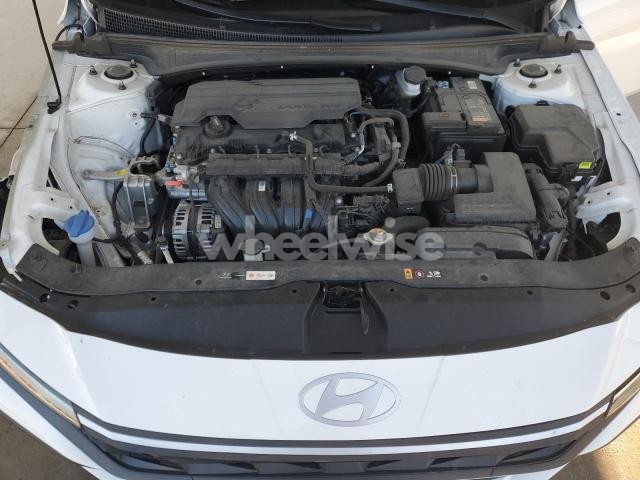 Photo 3 of 2024 HYUNDAI ELANTRA SEL (VIN KMHLM4DG4RU820650)
