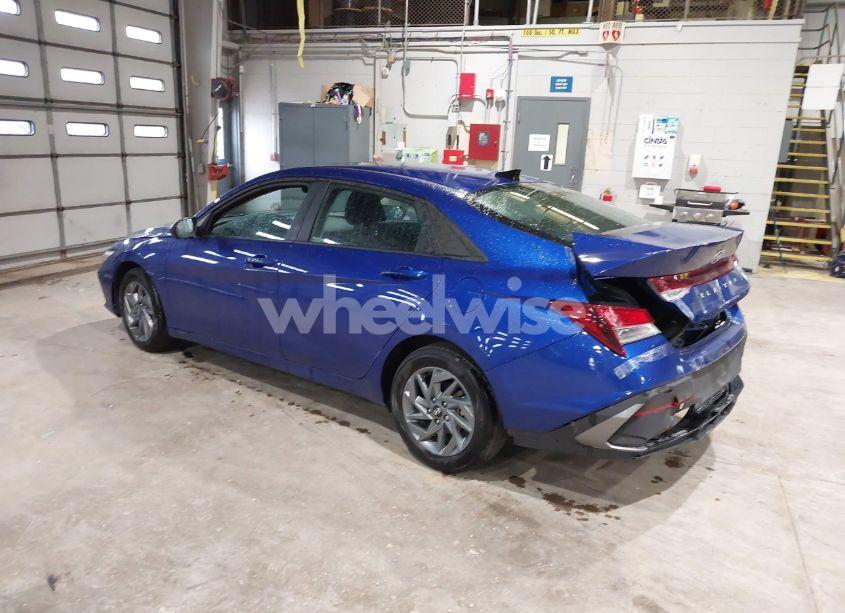 Photo 3 of 2024 Hyundai Elantra SEL (VIN KMHLM4DG4RU842843)