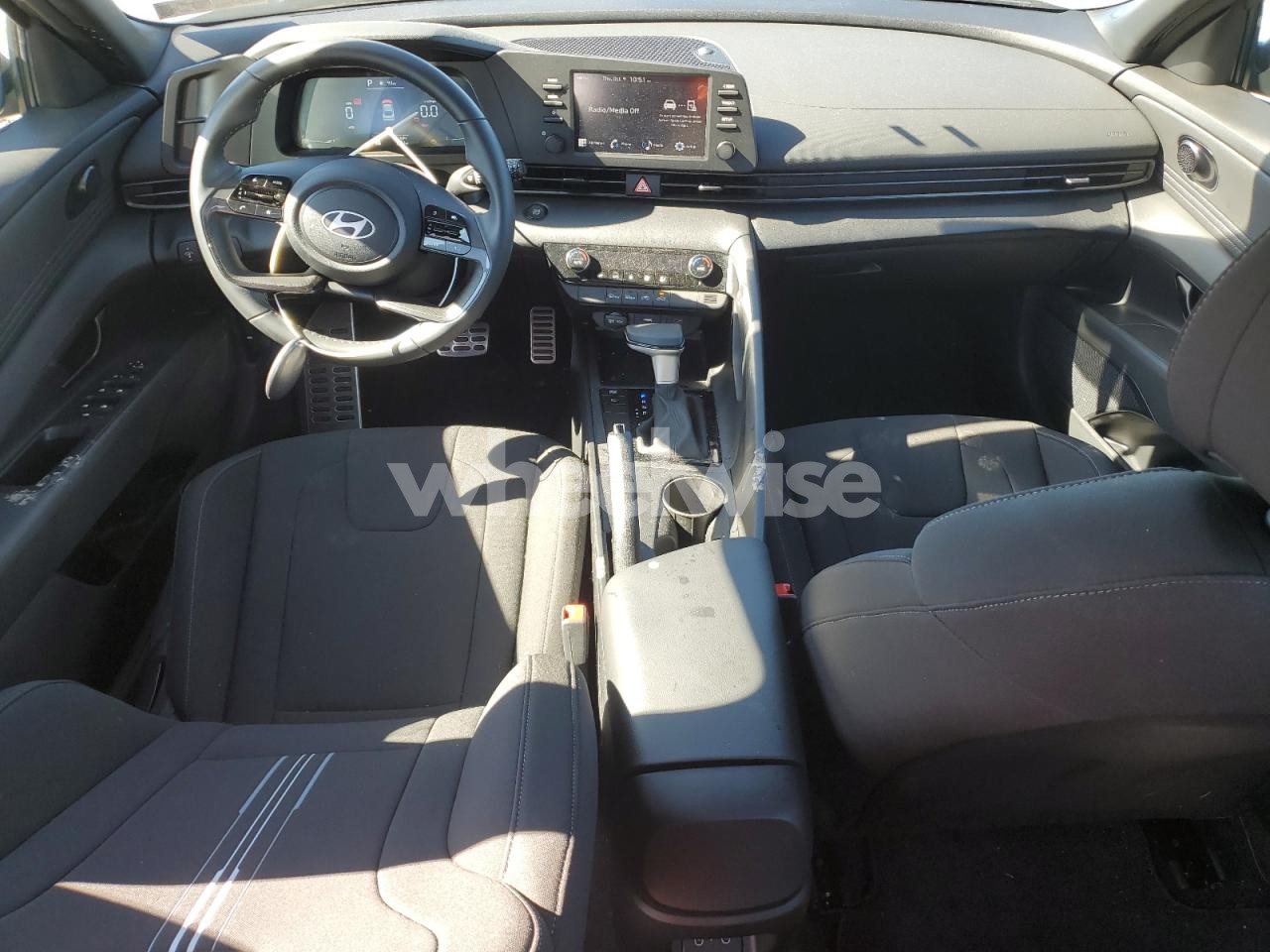 Photo 8 of 2025 HYUNDAI ELANTRA SEL SPORT (VIN KMHLM4DG4SU995812)