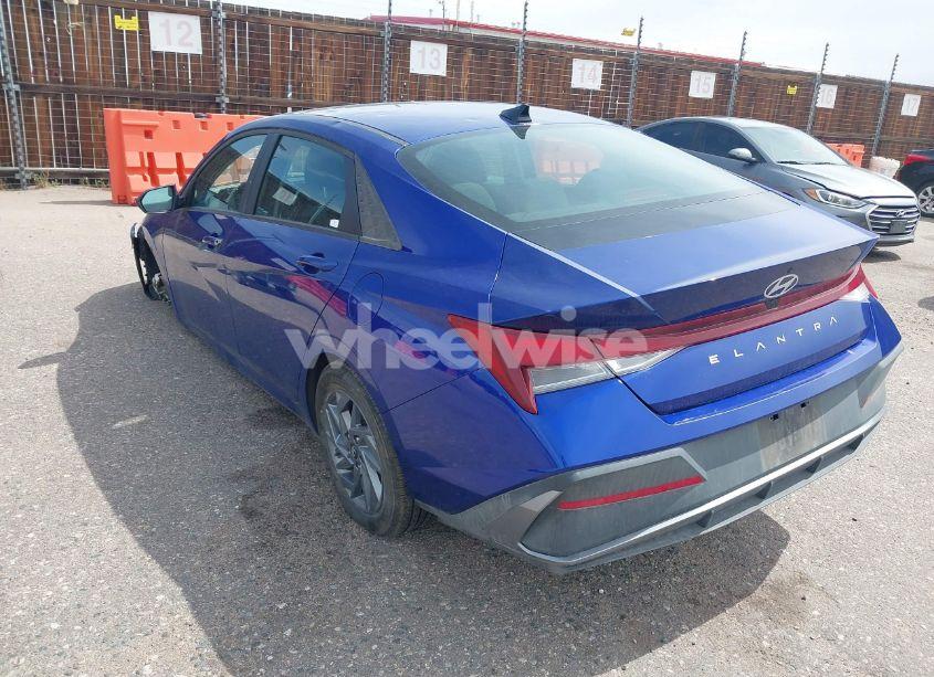 Photo 3 of 2024 Hyundai Elantra SEL (VIN KMHLM4DG5RU639931)
