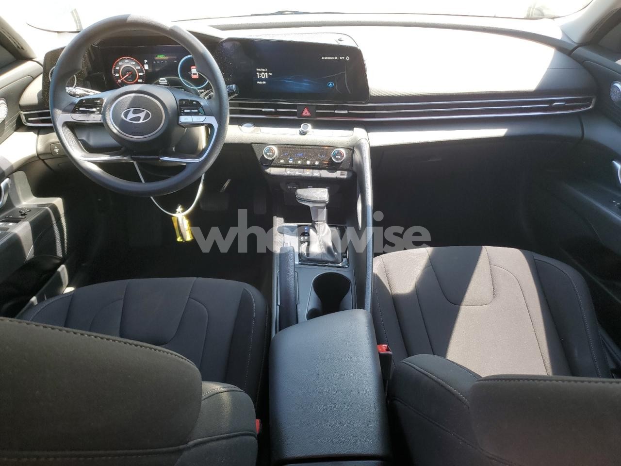 Photo 8 of 2024 HYUNDAI ELANTRA SEL (VIN KMHLM4DG5RU751922)