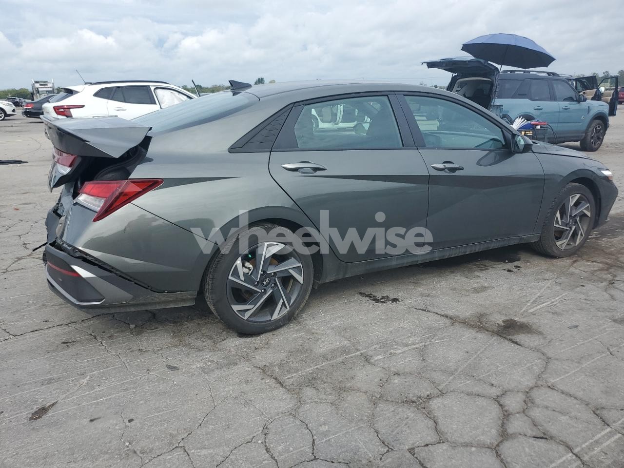 Photo 3 of 2025 HYUNDAI ELANTRA SEL SPORT (VIN KMHLM4DG5SU904563)