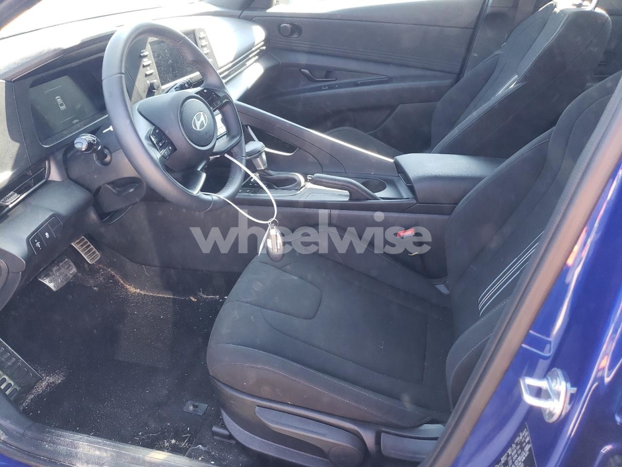 Photo 7 of 2025 HYUNDAI ELANTRA SEL SPORT (VIN KMHLM4DG5SU913683)