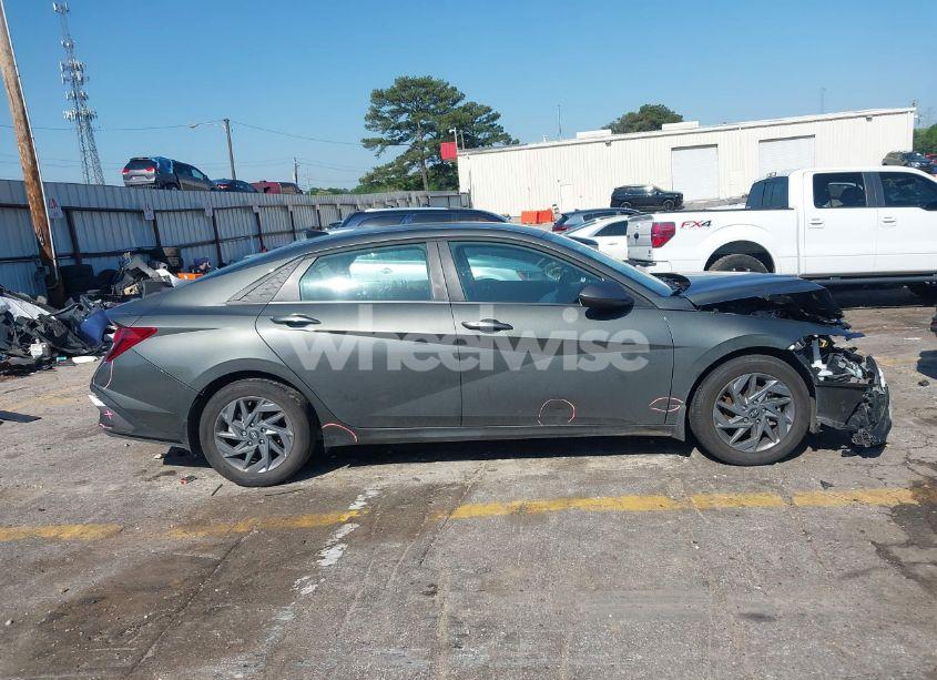 Photo 13 of 2024 Hyundai Elantra SEL (VIN KMHLM4DG6RU754456)