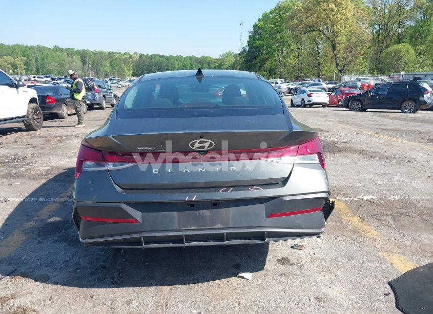 Photo 16 of 2024 Hyundai Elantra SEL (VIN KMHLM4DG6RU754456)