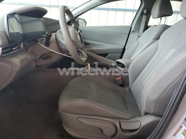 Photo 11 of 2024 HYUNDAI ELANTRA SEL (VIN KMHLM4DG6RU818804)