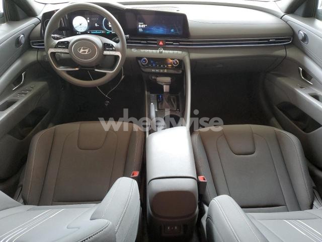 Photo 13 of 2024 HYUNDAI ELANTRA SEL (VIN KMHLM4DG6RU818804)