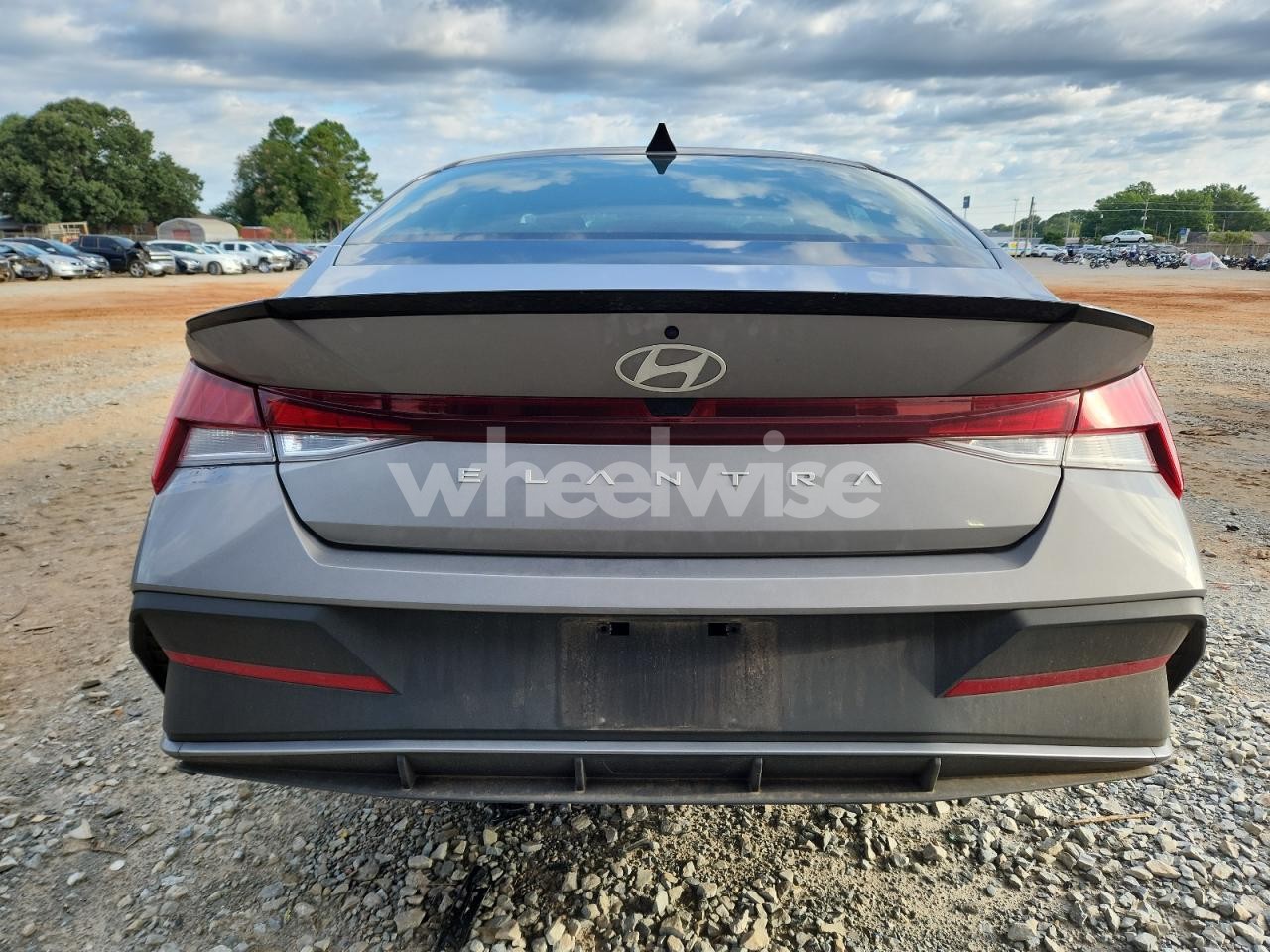 Photo 6 of 2025 HYUNDAI ELANTRA SEL SPORT (VIN KMHLM4DG6SU866650)