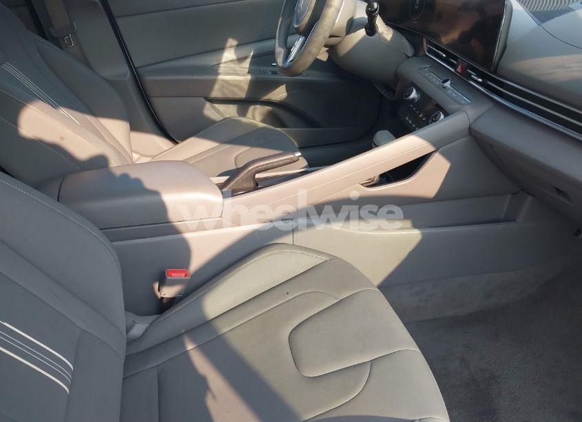 Photo 5 of 2024 Hyundai Elantra SEL (VIN KMHLM4DG7RU651028)