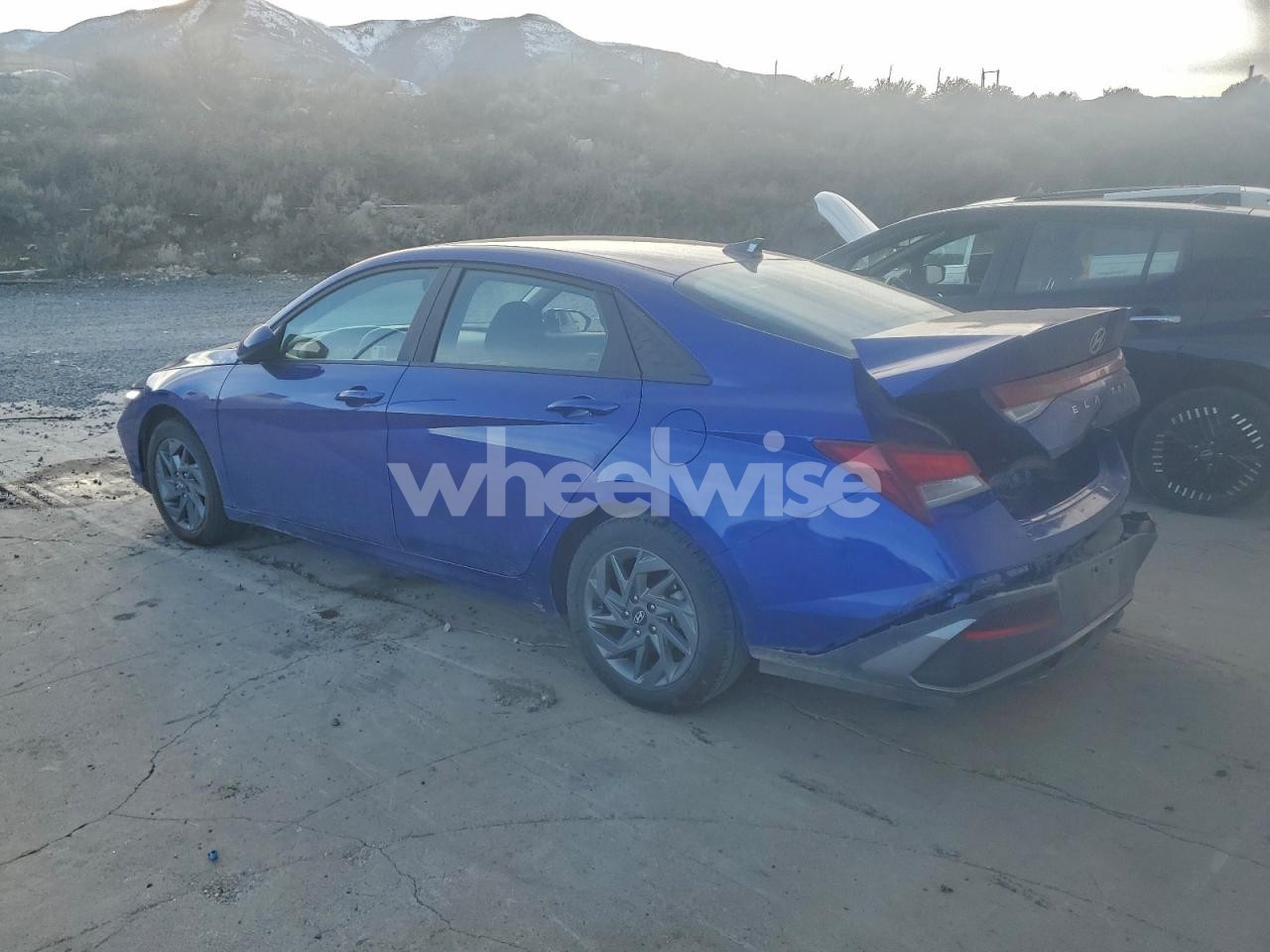 Photo 2 of 2024 HYUNDAI ELANTRA SEL (VIN KMHLM4DG7RU785859)