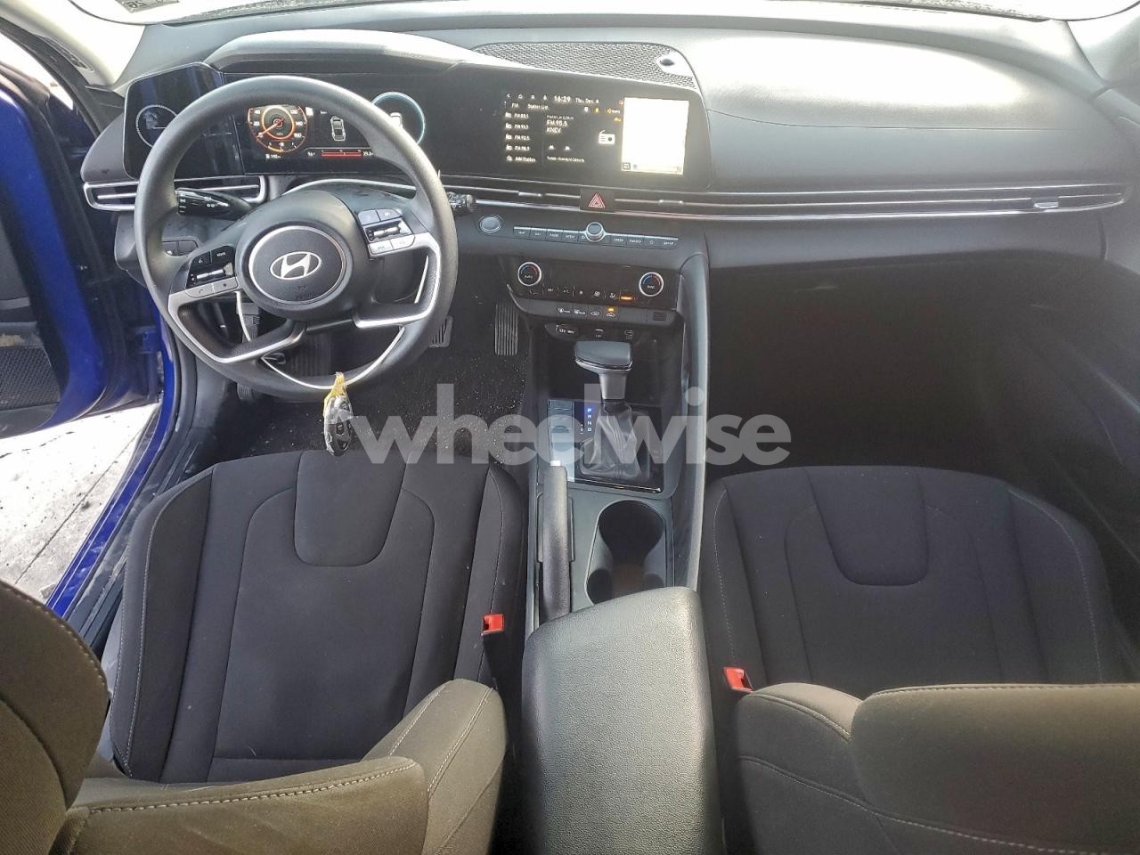 Photo 8 of 2024 HYUNDAI ELANTRA SEL (VIN KMHLM4DG7RU785859)