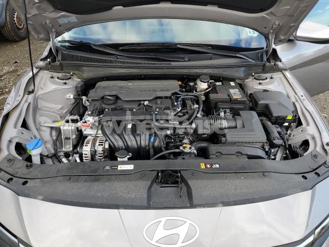 Photo 5 of 2024 HYUNDAI ELANTRA SEL (VIN KMHLM4DG7RU811845)
