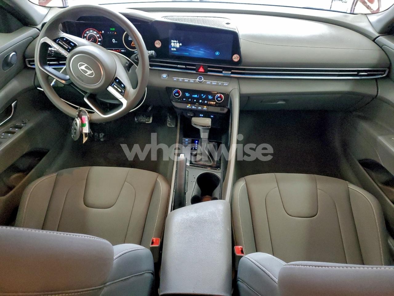 Photo 8 of 2024 HYUNDAI ELANTRA SEL (VIN KMHLM4DG7RU822456)