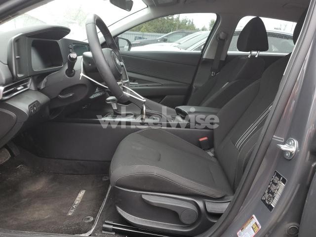 Photo 6 of 2024 HYUNDAI ELANTRA SEL (VIN KMHLM4DG7RU827088)