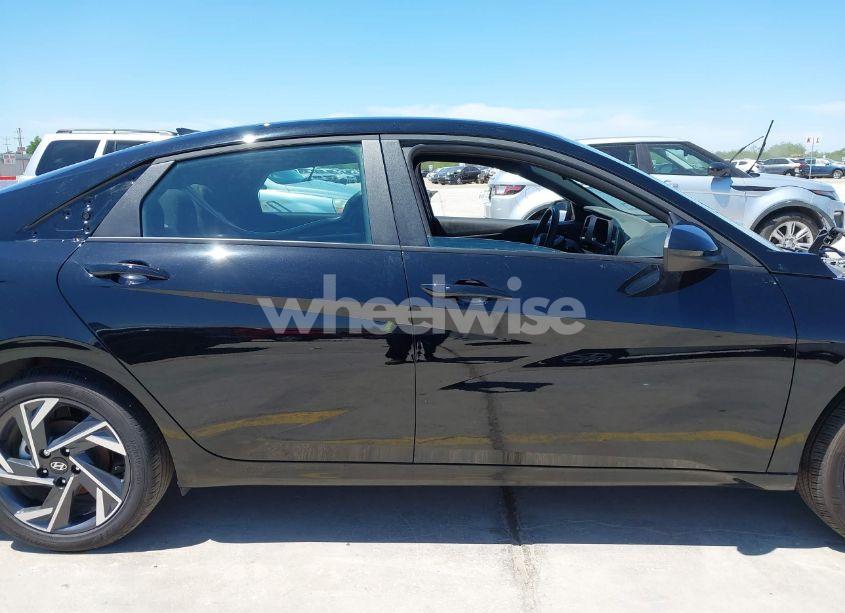Photo 14 of 2025 Hyundai Elantra SEL SPORT (VIN KMHLM4DG7SU917864)