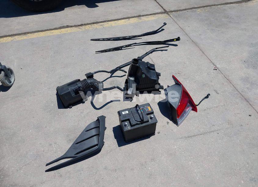 Photo 18 of 2025 Hyundai Elantra SEL SPORT (VIN KMHLM4DG7SU917864)