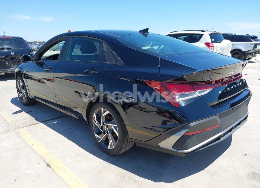 Photo 3 of 2025 Hyundai Elantra SEL SPORT (VIN KMHLM4DG7SU917864)