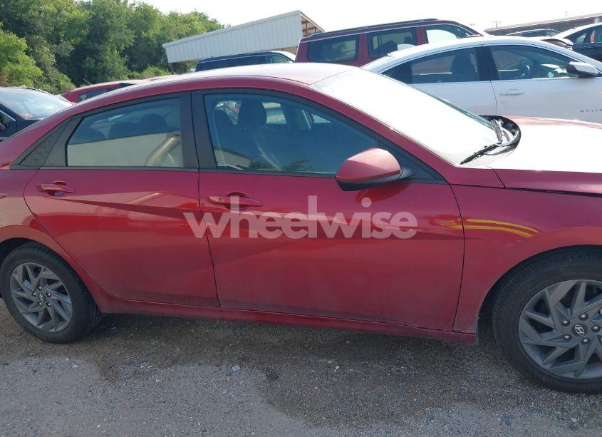 Photo 13 of 2024 Hyundai Elantra SEL (VIN KMHLM4DG8RU654889)