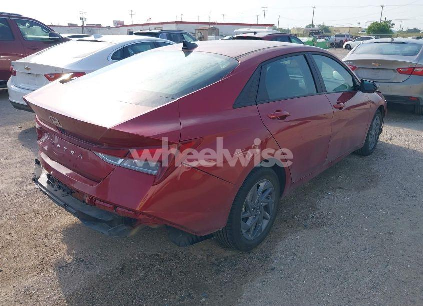 Photo 4 of 2024 Hyundai Elantra SEL (VIN KMHLM4DG8RU654889)