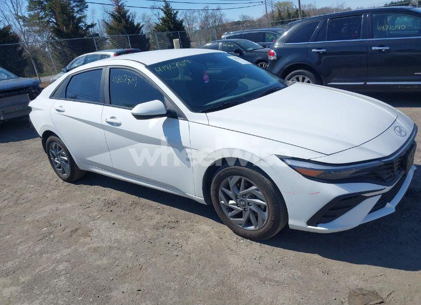 2024 Hyundai Elantra SEL (VIN KMHLM4DG8RU659994) main photo