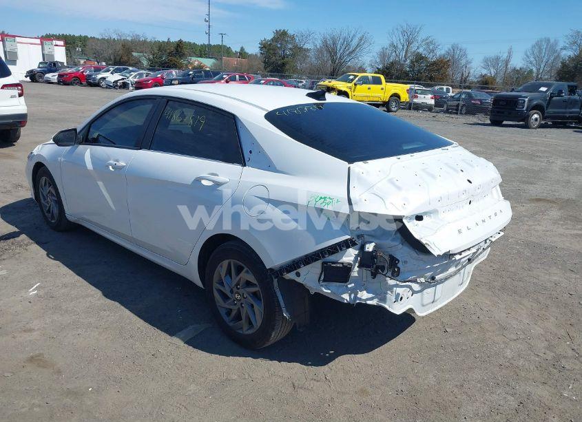 Photo 3 of 2024 Hyundai Elantra SEL (VIN KMHLM4DG8RU659994)