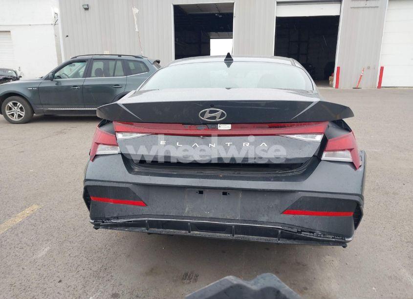 Photo 16 of 2024 Hyundai Elantra SEL (VIN KMHLM4DG8RU721426)