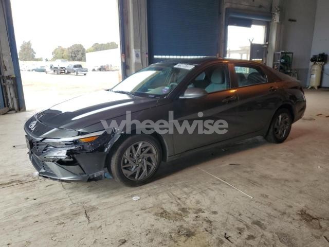 Photo 12 of 2024 HYUNDAI ELANTRA SEL (VIN KMHLM4DG8RU777186)