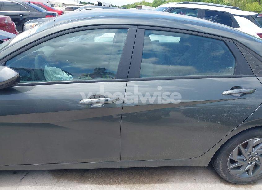 Photo 14 of 2024 Hyundai Elantra SEL (VIN KMHLM4DG8RU810526)