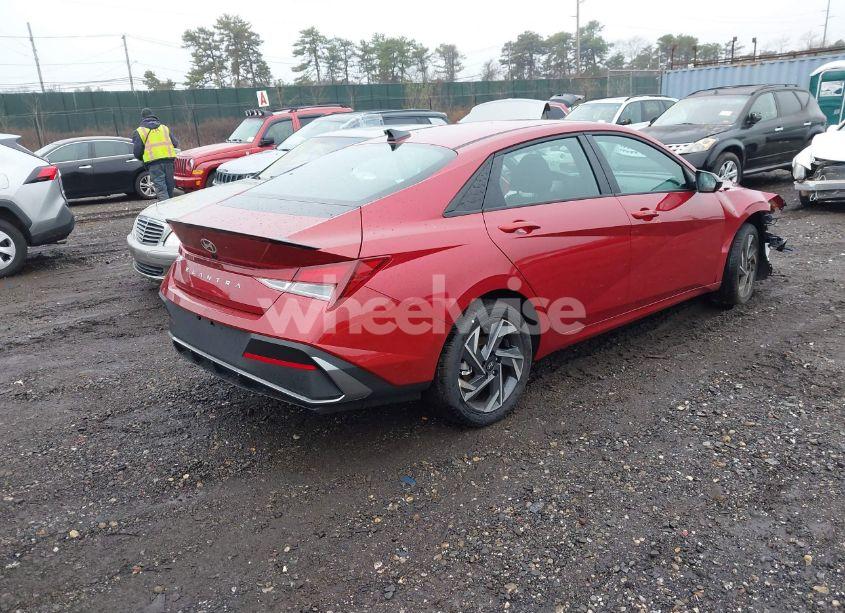 Photo 4 of 2025 Hyundai Elantra SEL SPORT (VIN KMHLM4DG8SU884079)