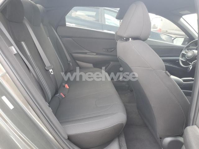 Photo 5 of 2025 HYUNDAI ELANTRA SEL SPORT (VIN KMHLM4DG8SU928954)