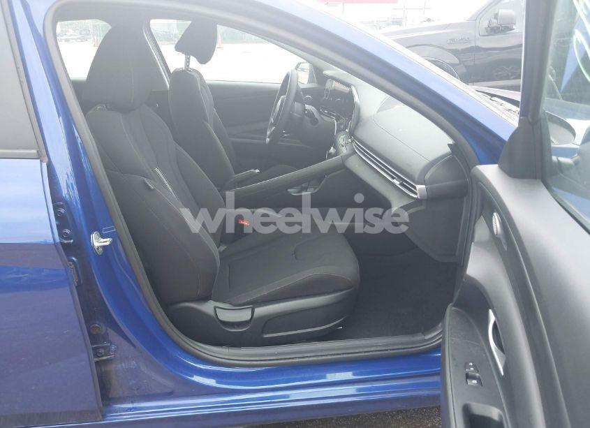Photo 5 of 2024 Hyundai Elantra SEL (VIN KMHLM4DG9RU657512)