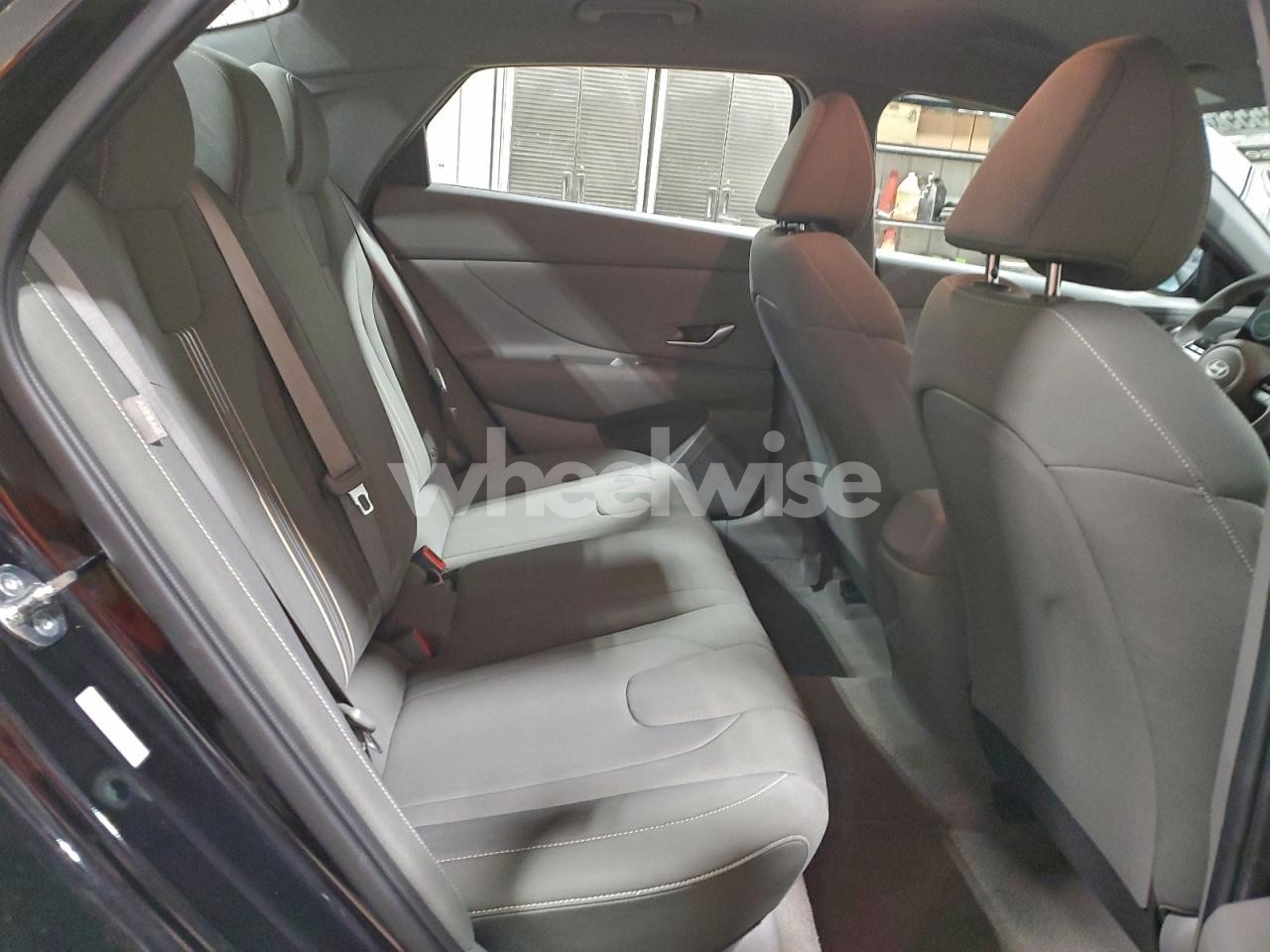 Photo 10 of 2024 HYUNDAI ELANTRA SEL (VIN KMHLM4DG9RU823754)