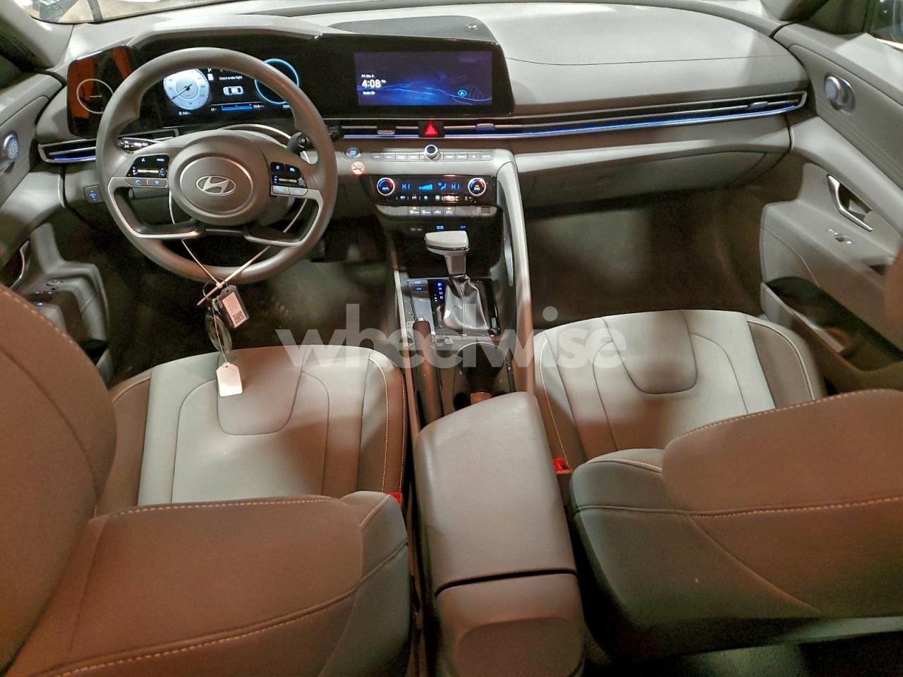 Photo 8 of 2024 HYUNDAI ELANTRA SEL (VIN KMHLM4DG9RU823754)