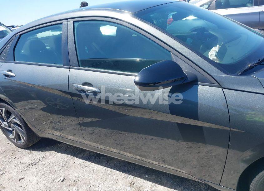 Photo 13 of 2025 Hyundai Elantra SEL SPORT (VIN KMHLM4DG9SU909488)