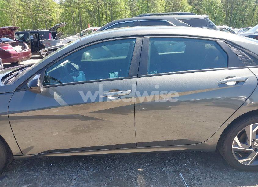 Photo 14 of 2025 Hyundai Elantra SEL SPORT (VIN KMHLM4DG9SU909488)