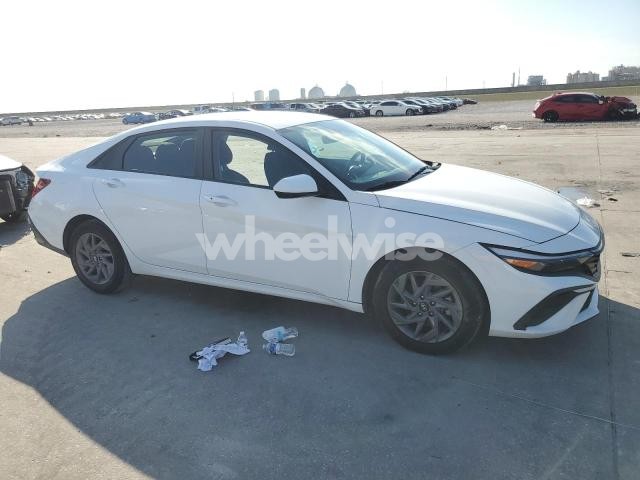 Photo 11 of 2024 HYUNDAI ELANTRA SEL (VIN KMHLM4DGXRU655851)