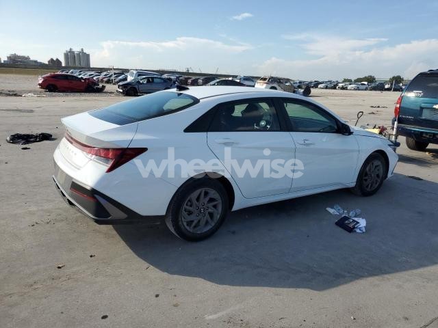 Photo 5 of 2024 HYUNDAI ELANTRA SEL (VIN KMHLM4DGXRU655851)