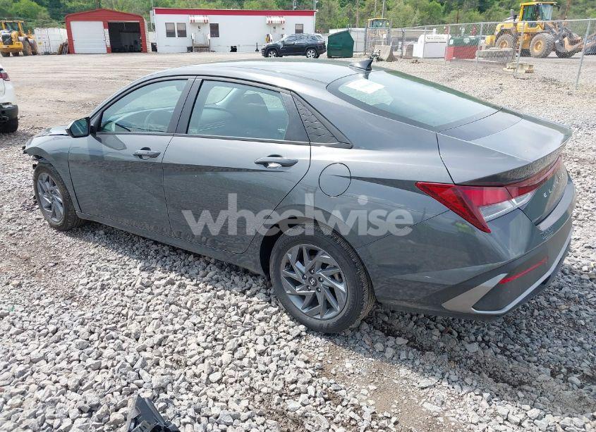 Photo 3 of 2024 Hyundai Elantra SEL (VIN KMHLM4DGXRU658961)