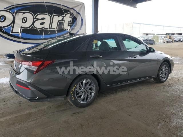Photo 2 of 2024 HYUNDAI ELANTRA SEL (VIN KMHLM4DGXRU671340)