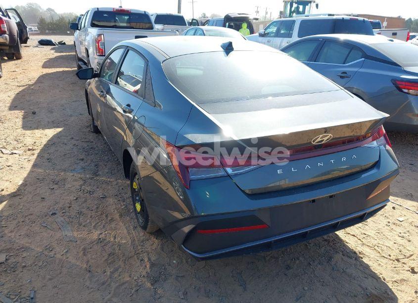 Photo 3 of 2024 Hyundai Elantra SEL (VIN KMHLM4DGXRU707852)