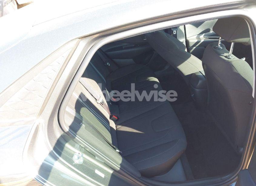 Photo 8 of 2024 Hyundai Elantra SEL (VIN KMHLM4DGXRU707852)