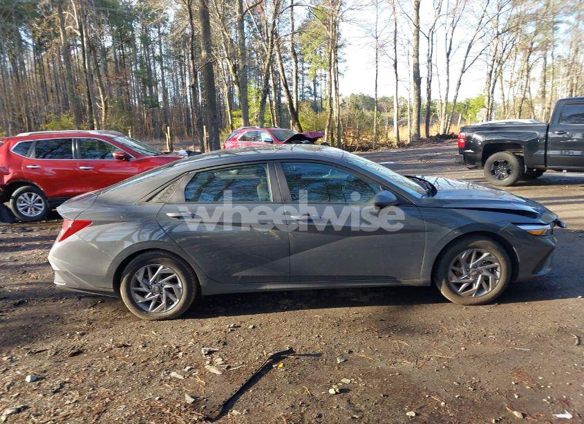 Photo 14 of 2024 Hyundai Elantra SEL (VIN KMHLM4DGXRU832768)