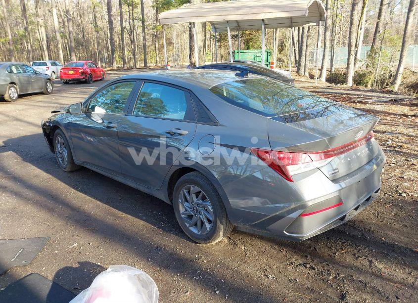 Photo 3 of 2024 Hyundai Elantra SEL (VIN KMHLM4DGXRU832768)