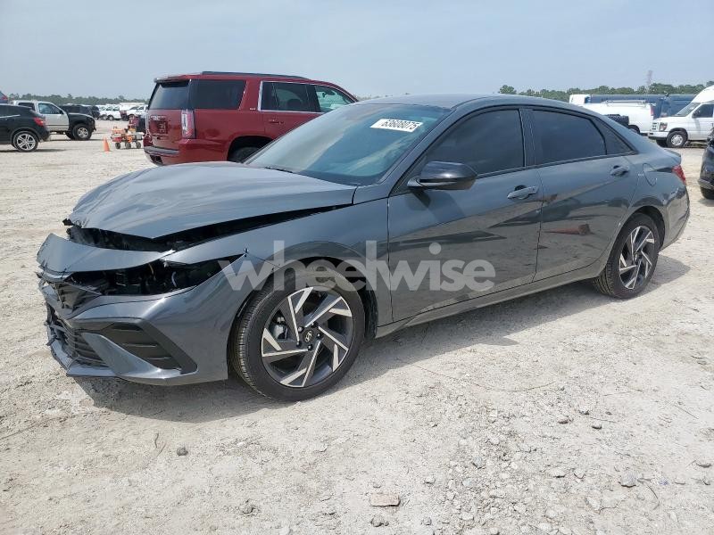 Photo 4 of 2025 HYUNDAI ELANTRA SEL SPORT (VIN KMHLM4DGXSU978111)