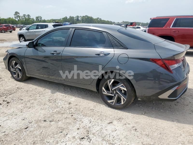Photo 6 of 2025 HYUNDAI ELANTRA SEL SPORT (VIN KMHLM4DGXSU978111)
