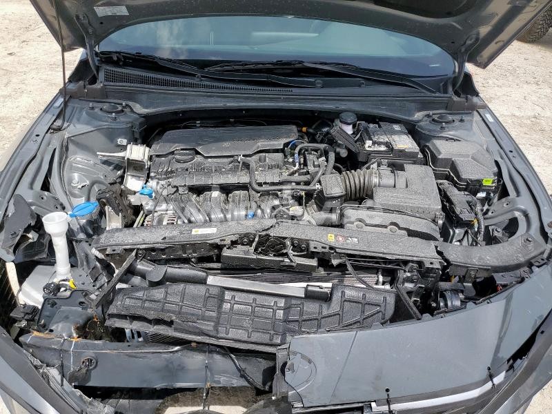 Photo 9 of 2025 HYUNDAI ELANTRA SEL SPORT (VIN KMHLM4DGXSU978111)