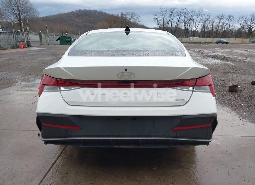 Photo 17 of 2024 Hyundai Elantra HYBRID BLUE (VIN KMHLM4DJ0RU103318)